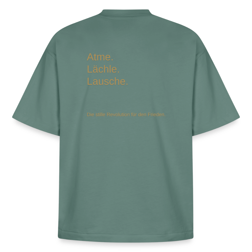 Heavyweight Unisex Bio T-Shirt "Atme Lächle Lausche" - Grüner Bucht